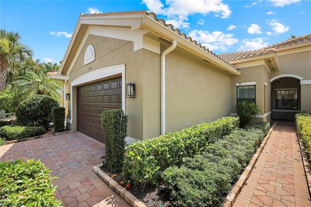 13556 Coronado Dr, Naples, FL 34109 Photo