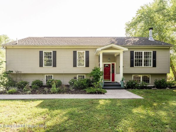 26 Thornwood Lane, Accord, NY 12404