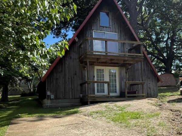100 E Bloomfield Avenue , Bloomfield, MO 63825
