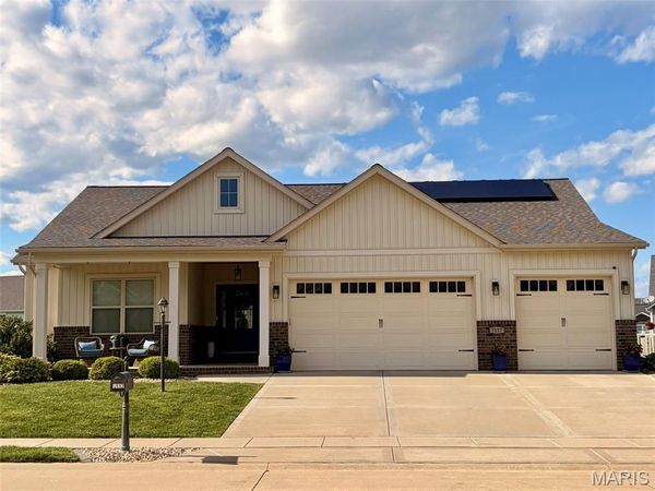 7117 Augusta Drive, Glen Carbon, IL 62034