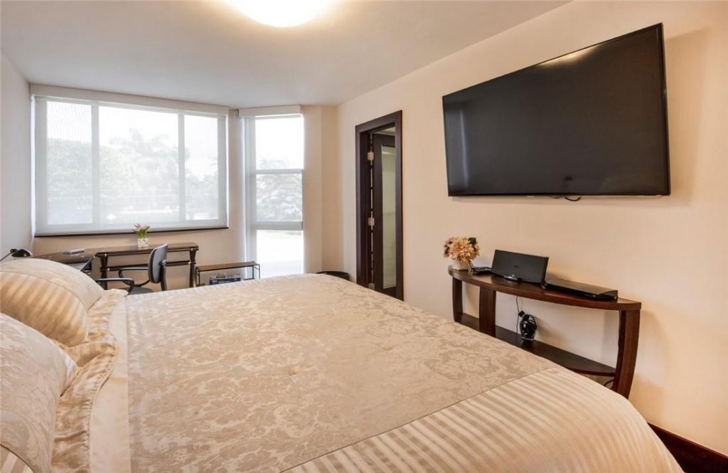 1800 S Ocean Drive, Unit 407, Fort Lauderdale, FL 33316 Photo
