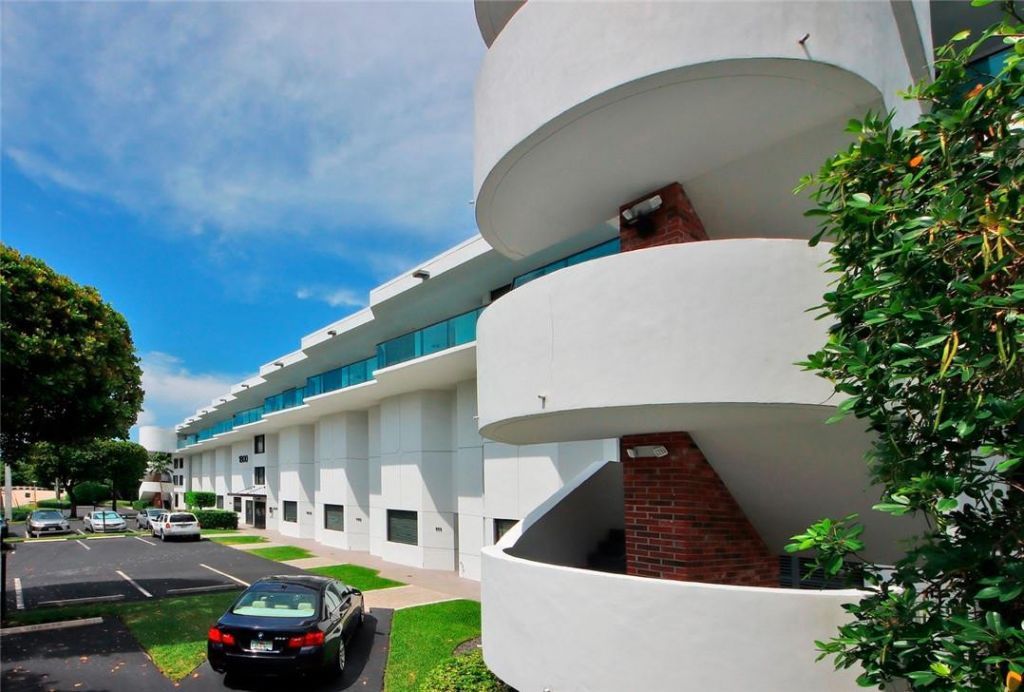 1800 S Ocean Drive, Unit 407, Fort Lauderdale, FL 33316 Photo