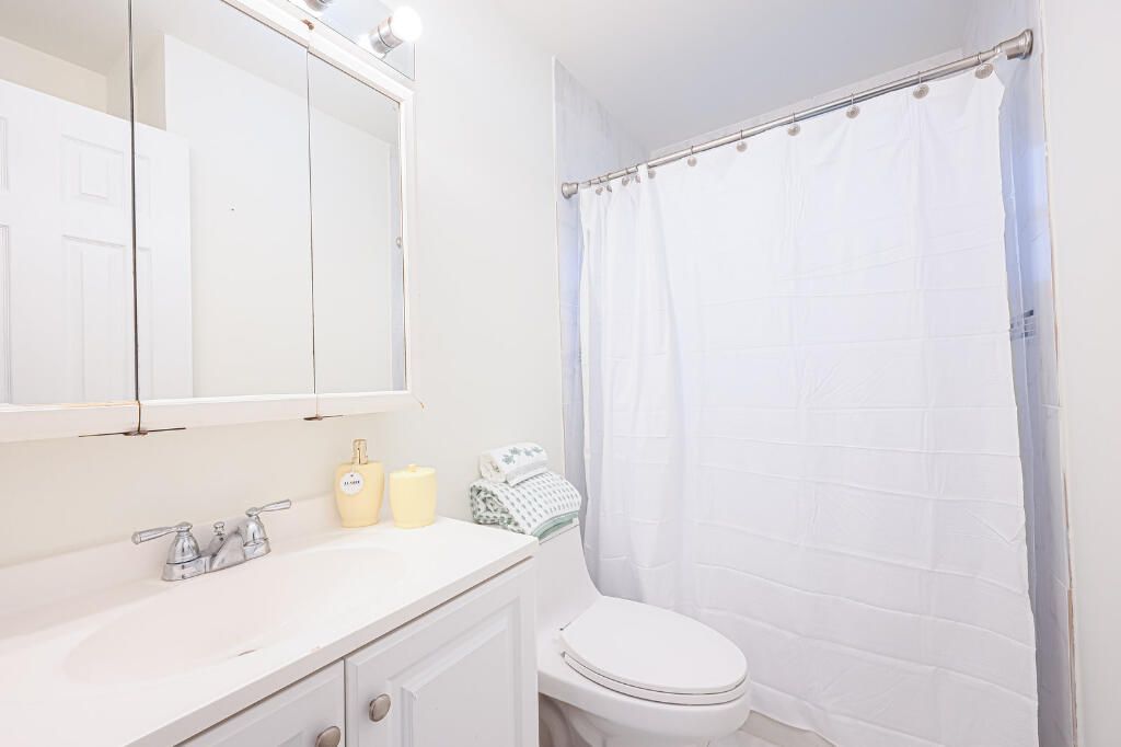 384 NW 23rd Street, Boca Raton, FL 33431 Photo