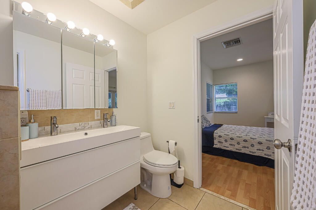 384 NW 23rd Street, Boca Raton, FL 33431 Photo
