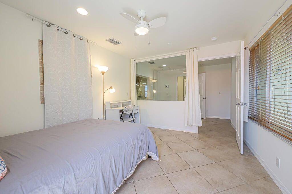 384 NW 23rd Street, Boca Raton, FL 33431 Photo