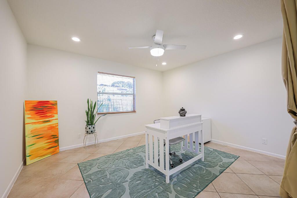 384 NW 23rd Street, Boca Raton, FL 33431 Photo