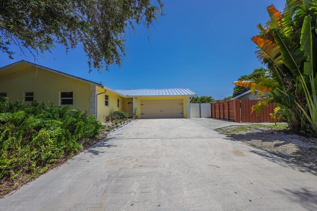 384 NW 23rd Street, Boca Raton, FL 33431 Photo