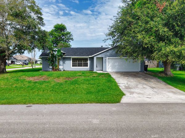 4690 SW Quezon Street, Port St. Lucie, FL 34953