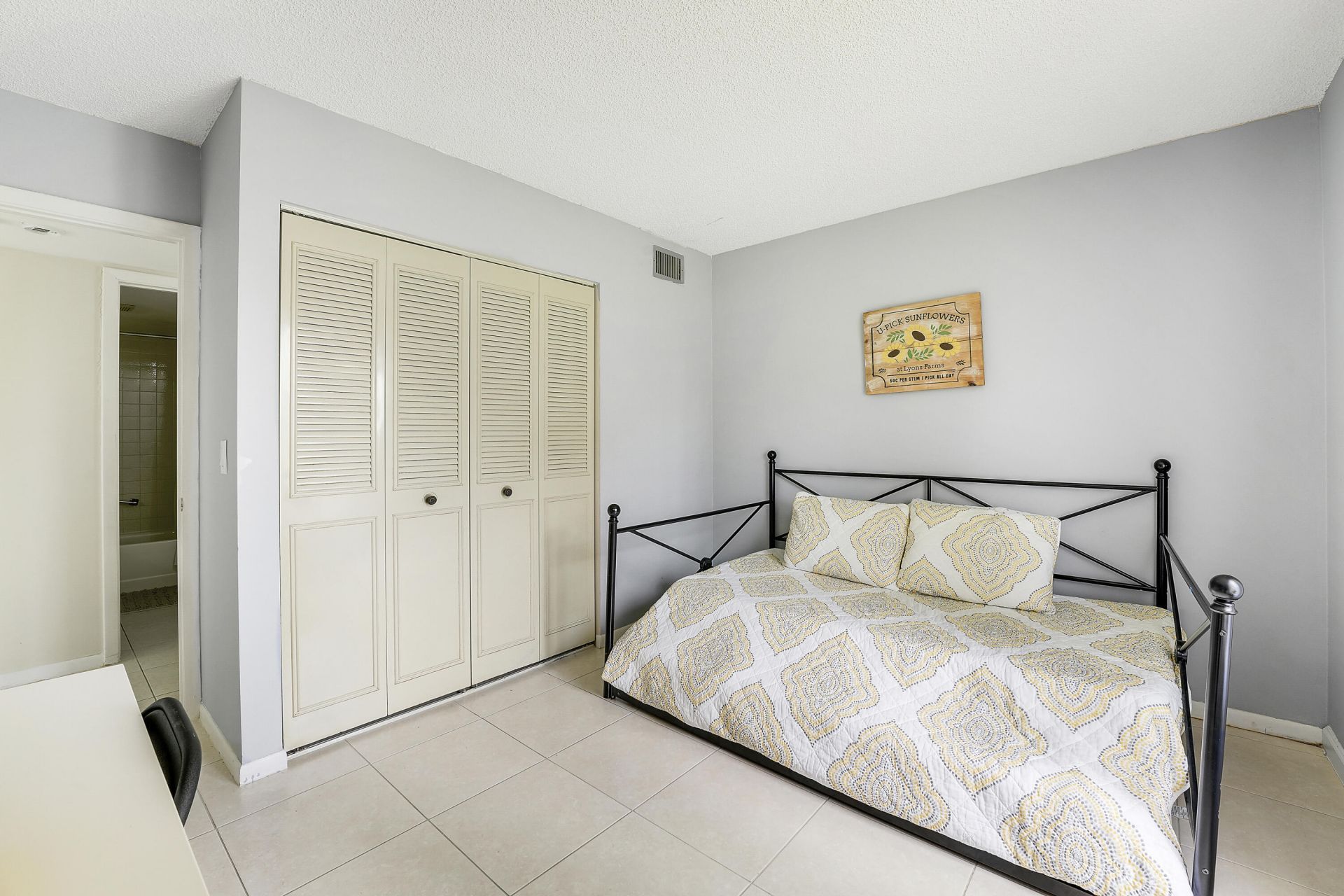 1112 Green Pine Boulevard, Unit G1, West Palm Beach, FL 33409 Photo