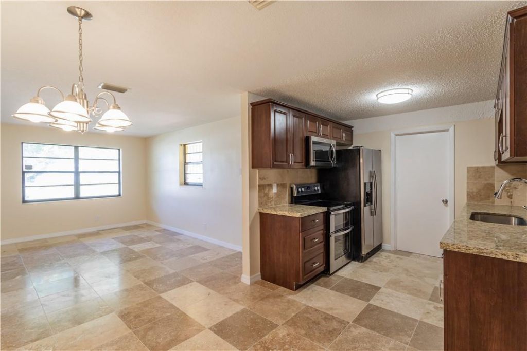 1131 W 1st Street, Riviera Beach, FL 33404 Photo