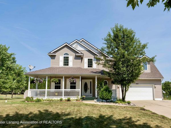 1645 Gander Hill Drive, Holt, MI 48842