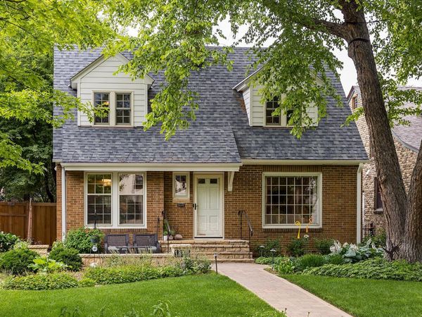 1843 Highland Parkway, Saint Paul, MN 55116