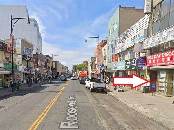 13687 Roosevelt Avenue , Flushing, NY 11354