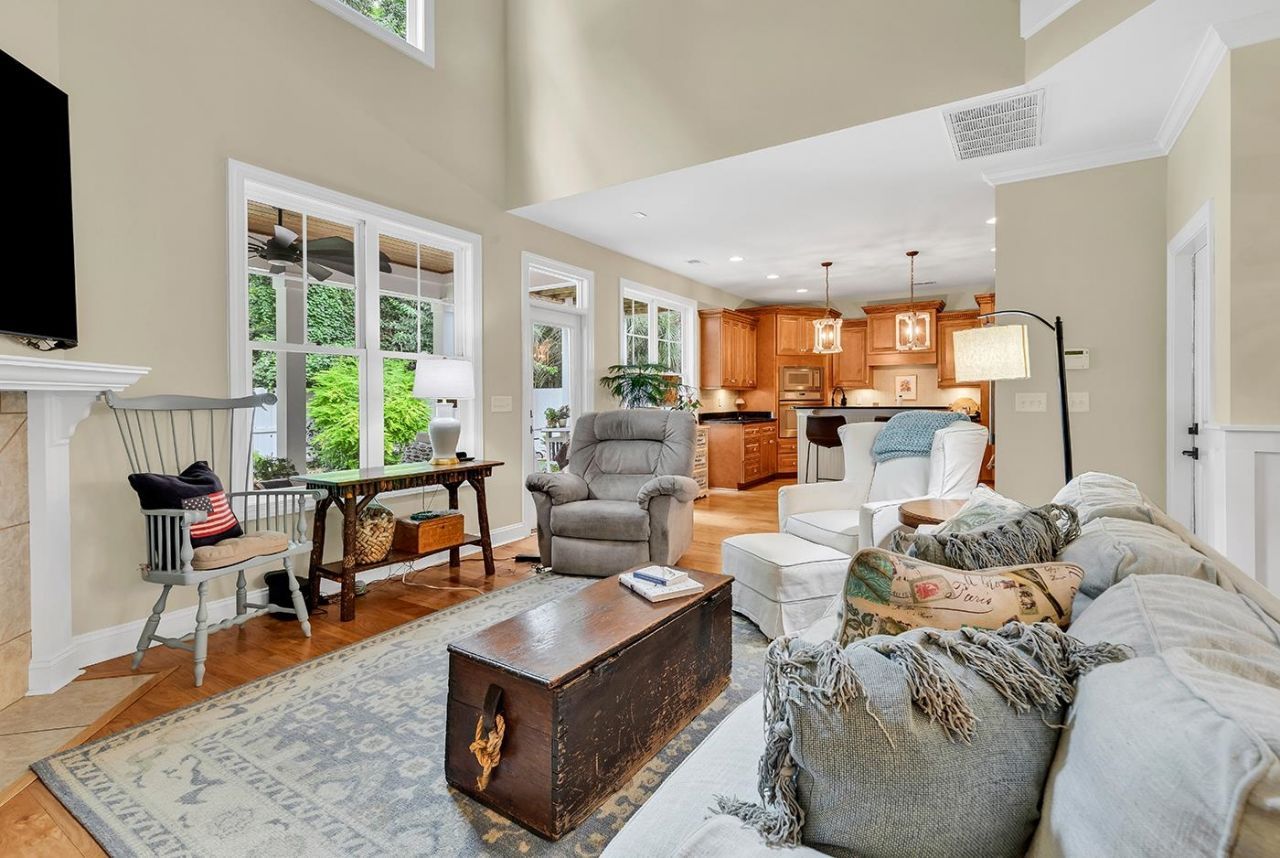 16 Vintners Ln.  Photo 6