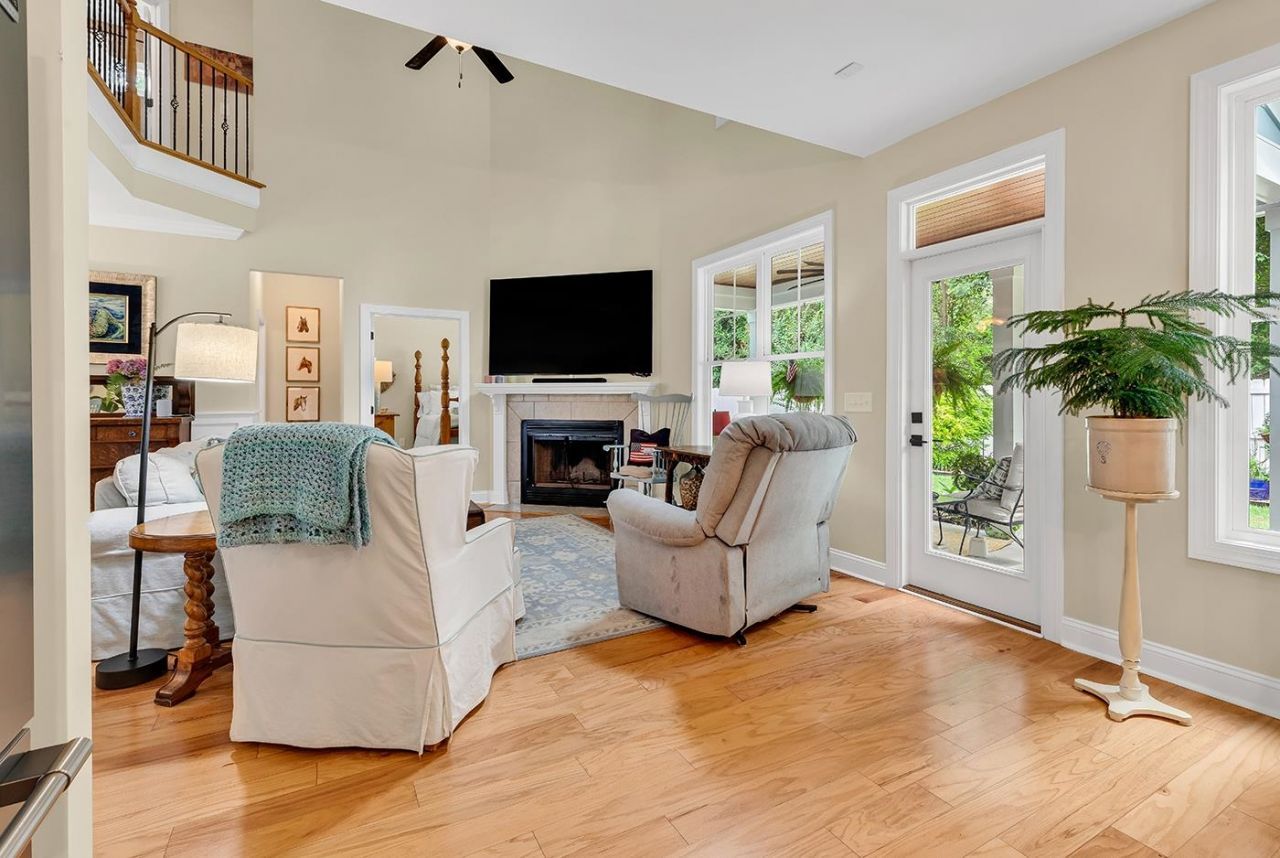 16 Vintners Ln.  Photo 8