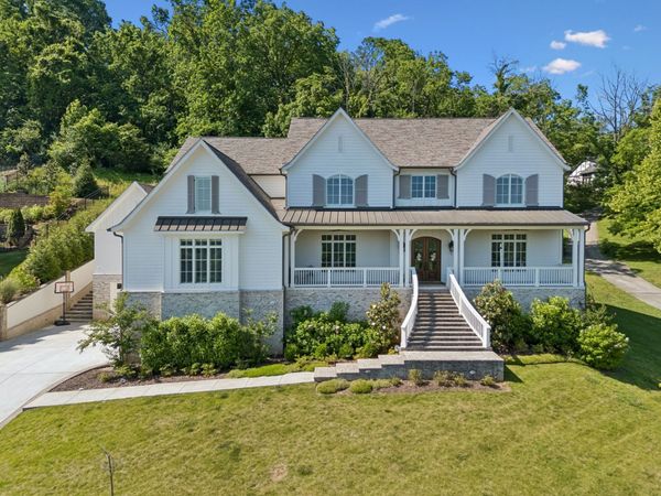 1019 Stockett Dr, Nashville, TN 37221