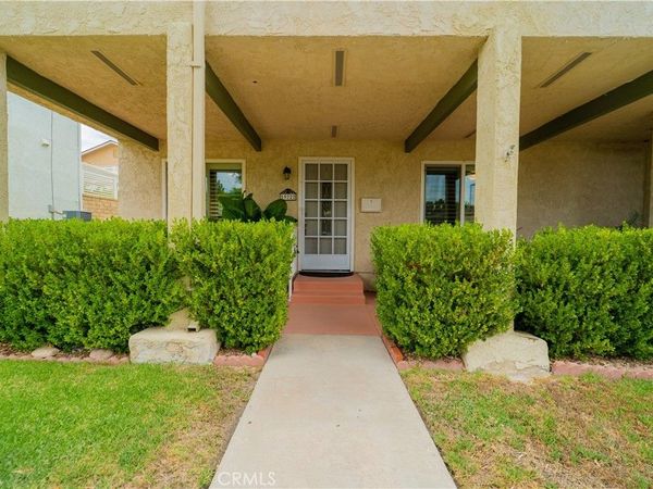 19722 Avenue Of The Oaks , Newhall, CA 91321