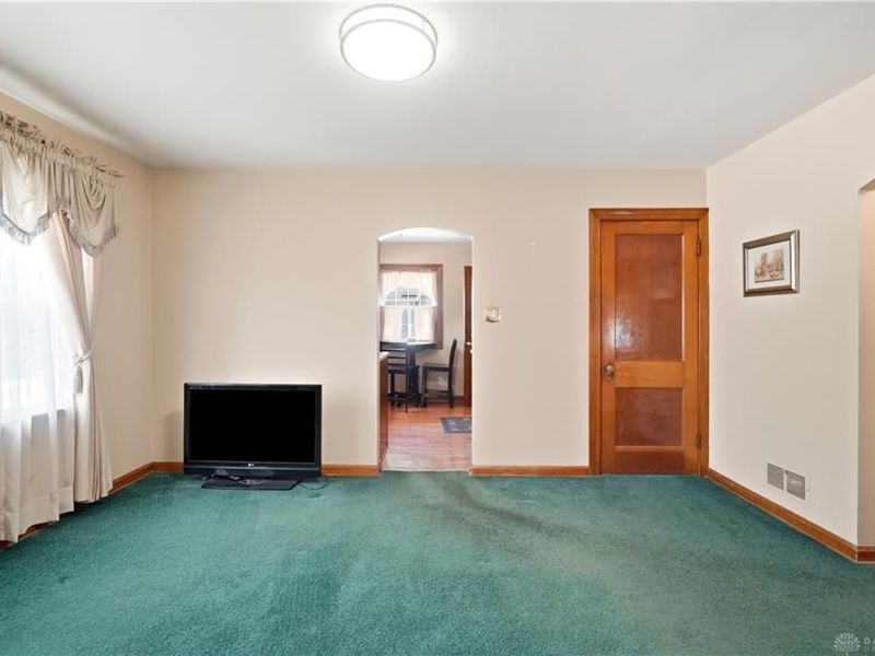 17 Terrace Avenue, Spring Valley, OH 45370 Photo 8
