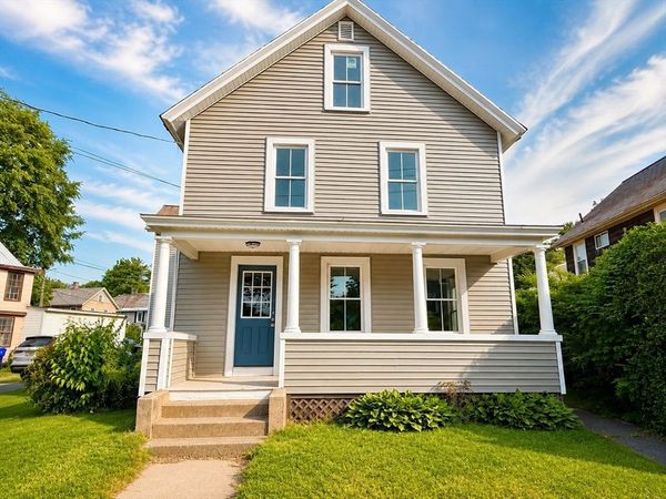 33 Mill St, Greenfield, MA 01301