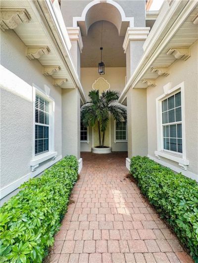 7172 Lemuria Cir, Unit 1802, Naples, FL 34109 Photo