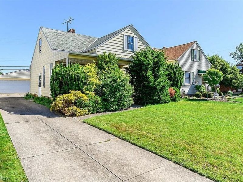6008 Charles Avenue, Parma, OH 44129 Photo 1