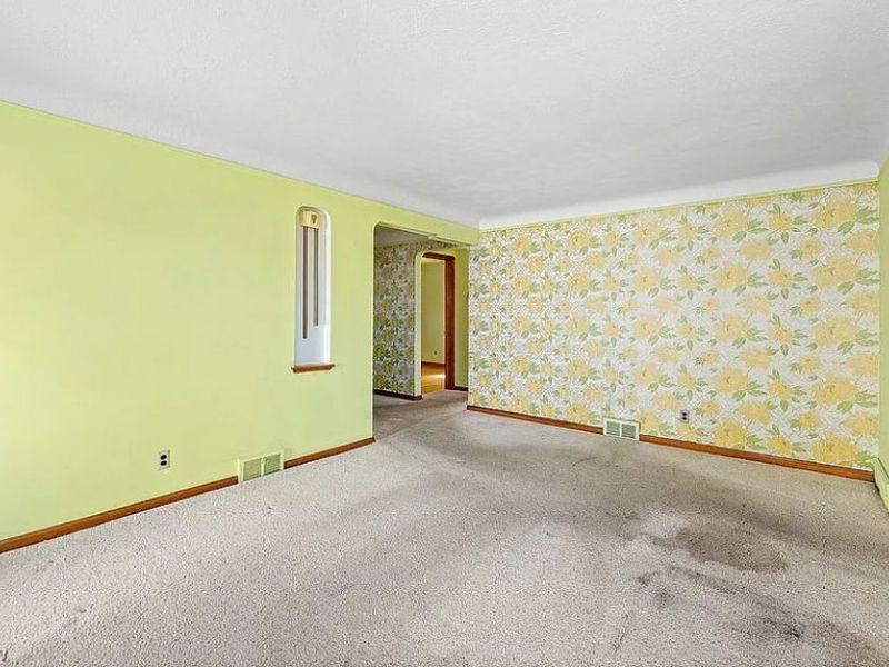 6008 Charles Avenue, Parma, OH 44129 Photo 11