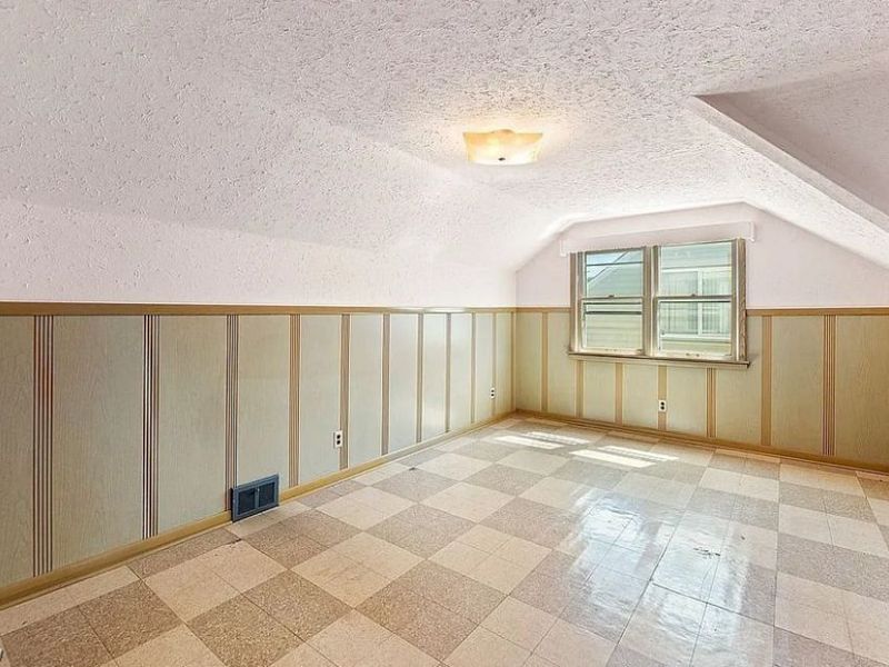 6008 Charles Avenue, Parma, OH 44129 Photo 19