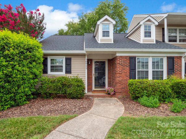 10922 Winterbourne Court , Charlotte, NC 28277