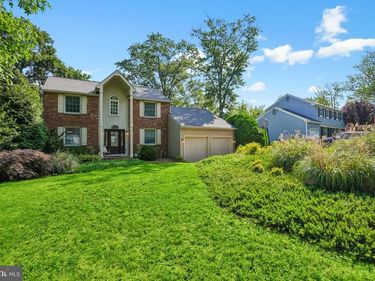 1709 LARK LANE , CHERRY HILL, NJ 08003