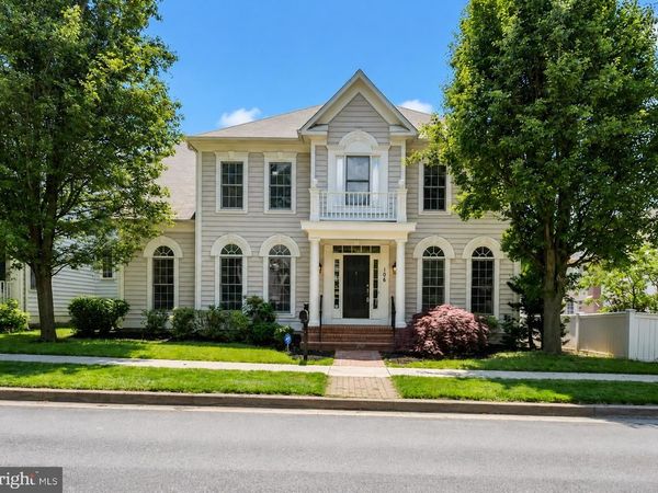 106 DUNLOGGIN DRIVE , ROCKVILLE, MD 20850