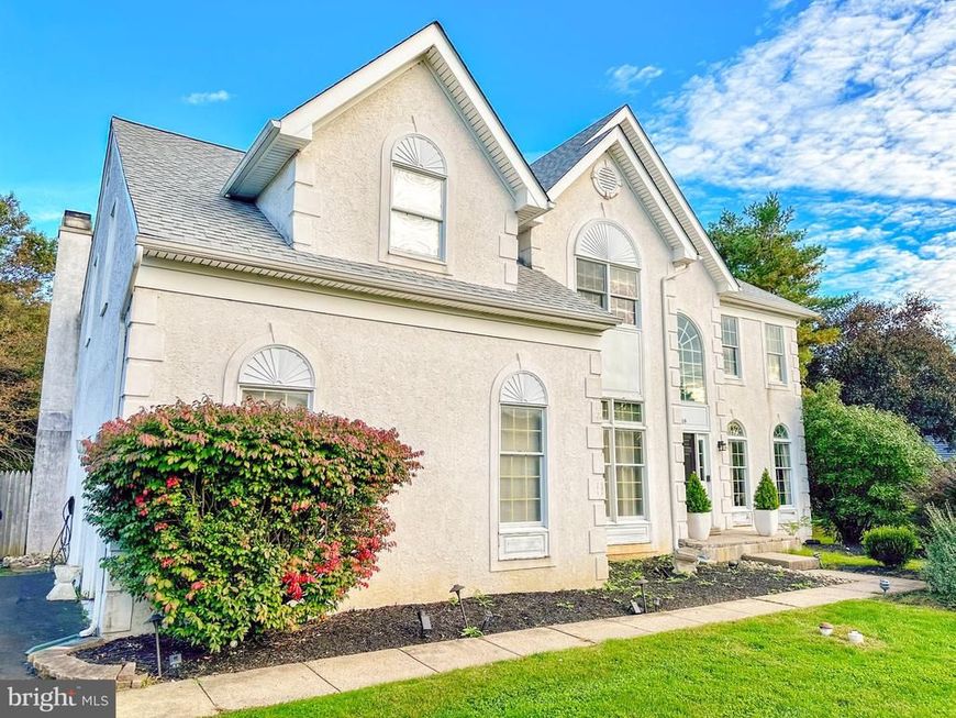 2059 Dawn Lane, Newtown, PA 18940 Main Photo