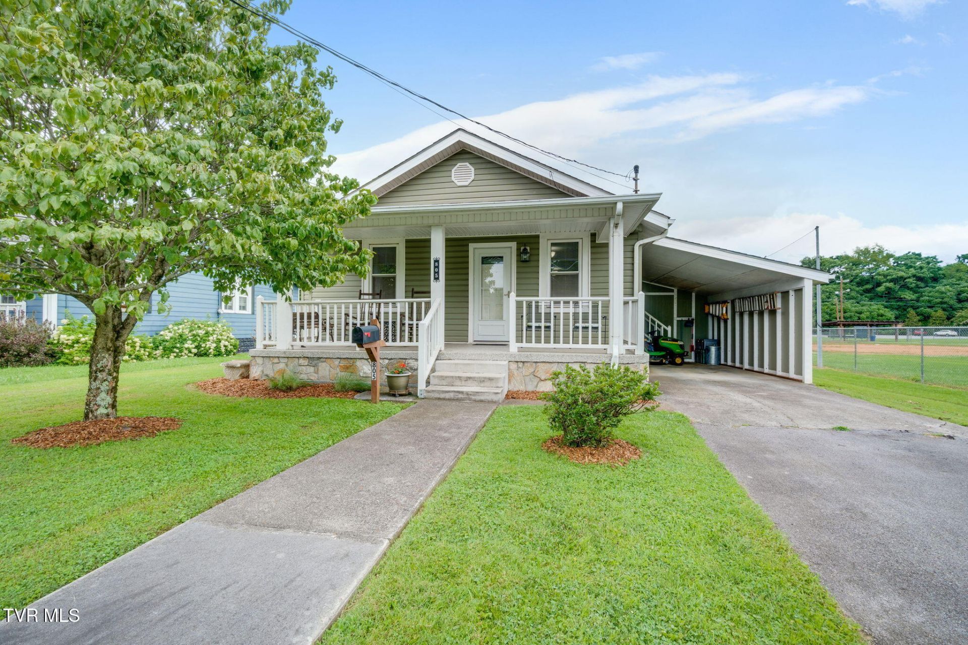 805 Ash Street, Unit -, Elizabethton, TN 37643 Main Photo