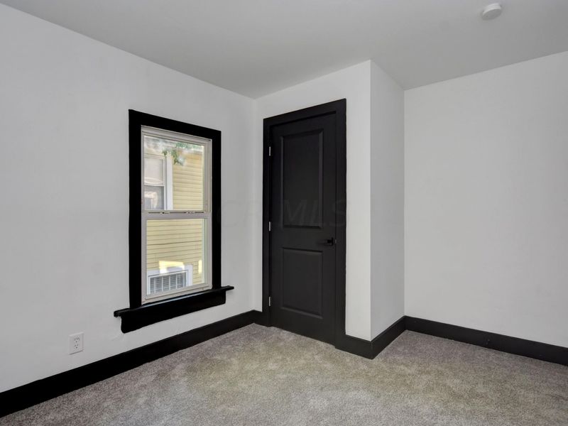 1611 Pembroke Avenue , Columbus, OH 43203 Photo 15