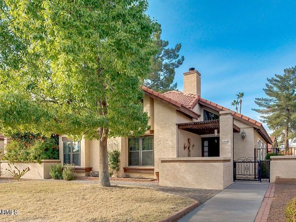 1830 E Citation Lane, Tempe, AZ 85284
