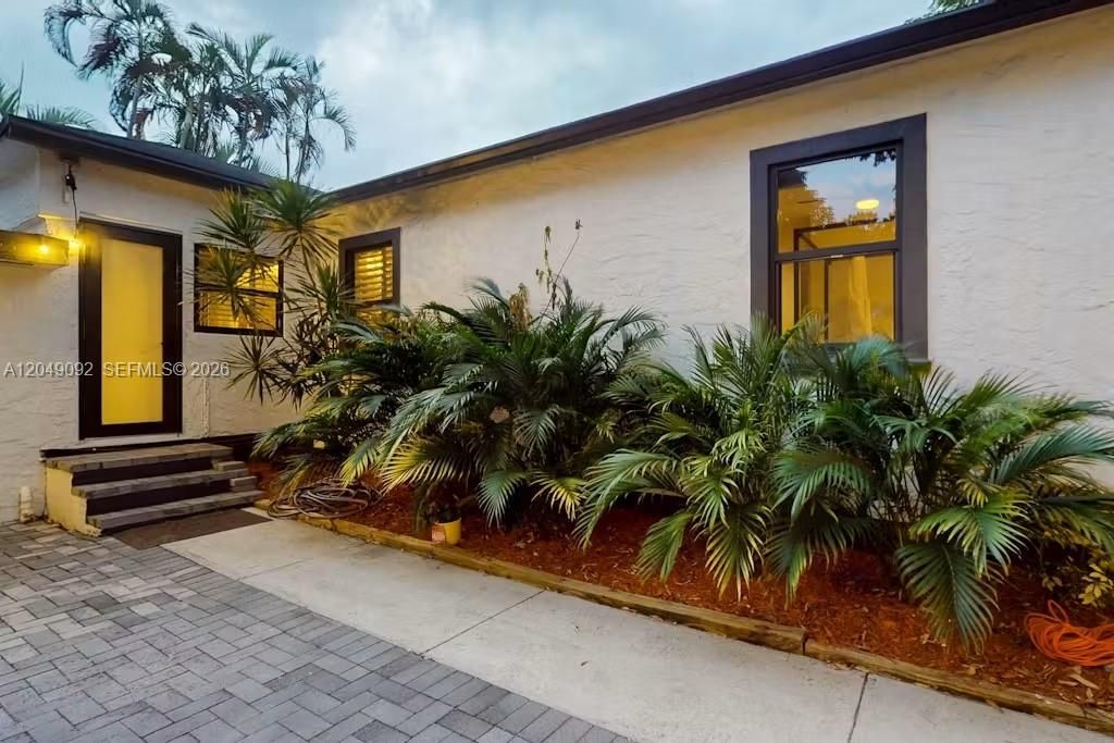 416 SE 19th St , Unit 416, Fort Lauderdale, FL 33316 Photo