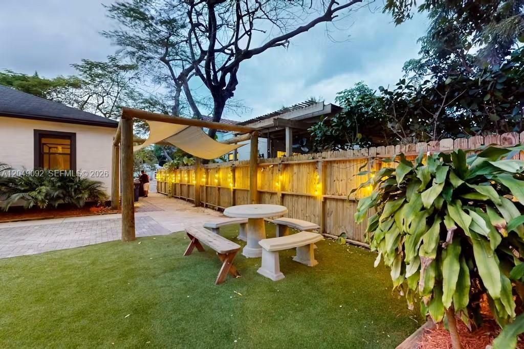 416 SE 19th St , Unit 416, Fort Lauderdale, FL 33316 Photo