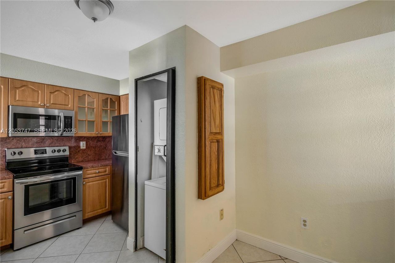 15545 N Miami Lakeway N , Unit 102, Miami Lakes, FL 33014 Photo
