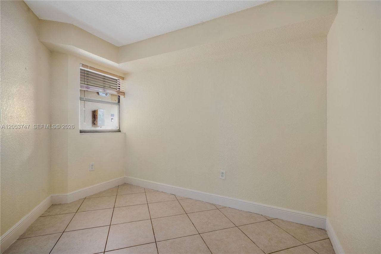 15545 N Miami Lakeway N , Unit 102, Miami Lakes, FL 33014 Photo