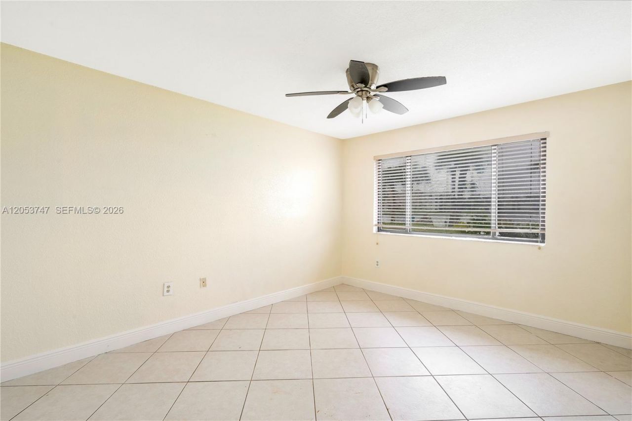 15545 N Miami Lakeway N , Unit 102, Miami Lakes, FL 33014 Photo