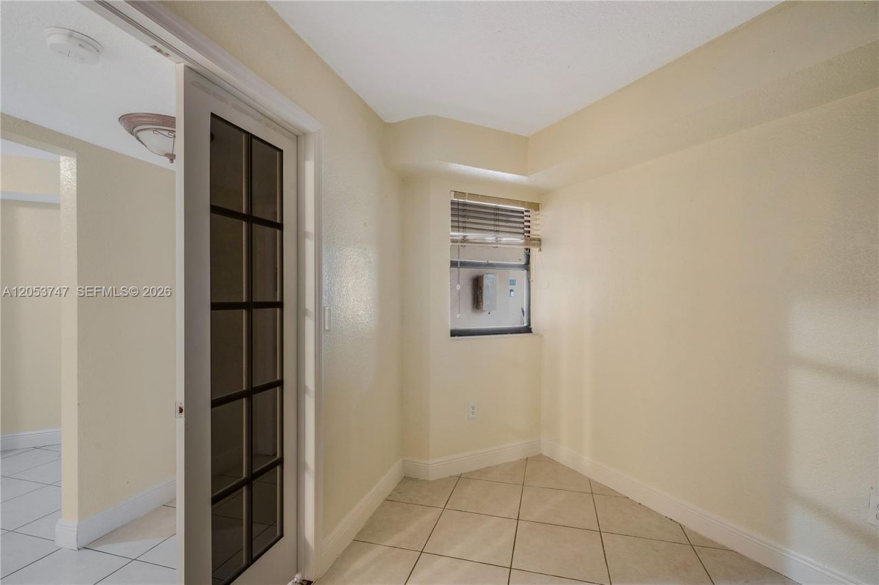 15545 N Miami Lakeway N , Unit 102, Miami Lakes, FL 33014 Photo