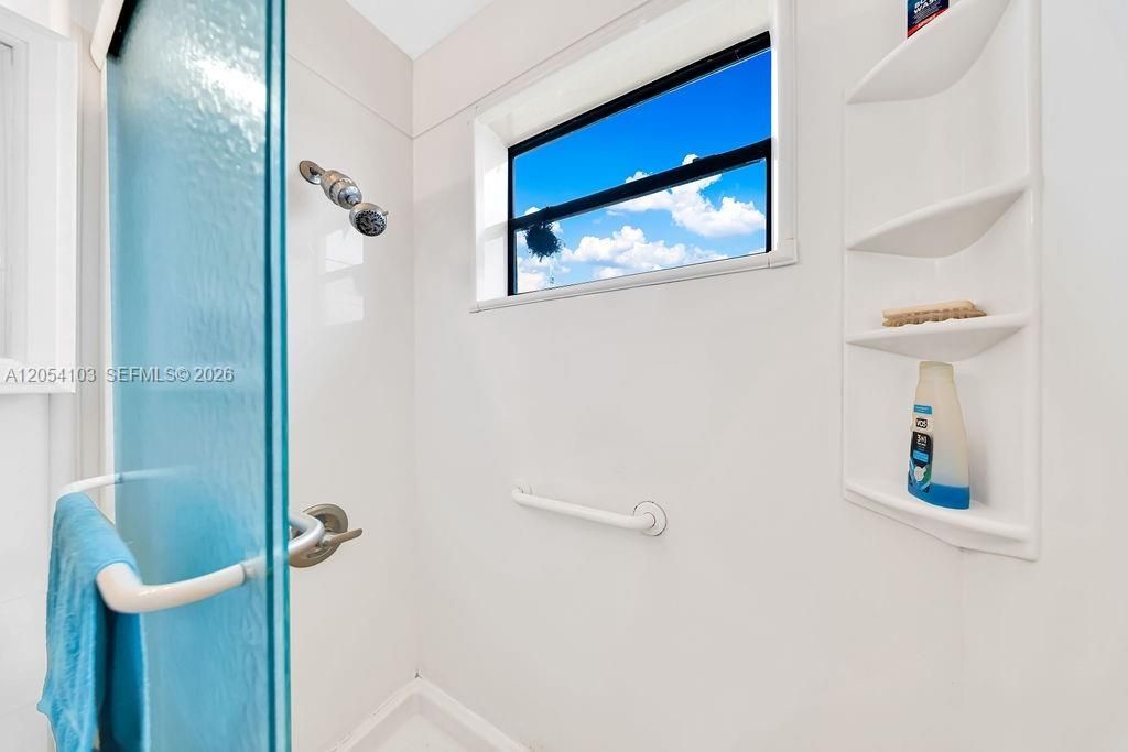 11 W 64th St , Hialeah, FL 33012 Photo