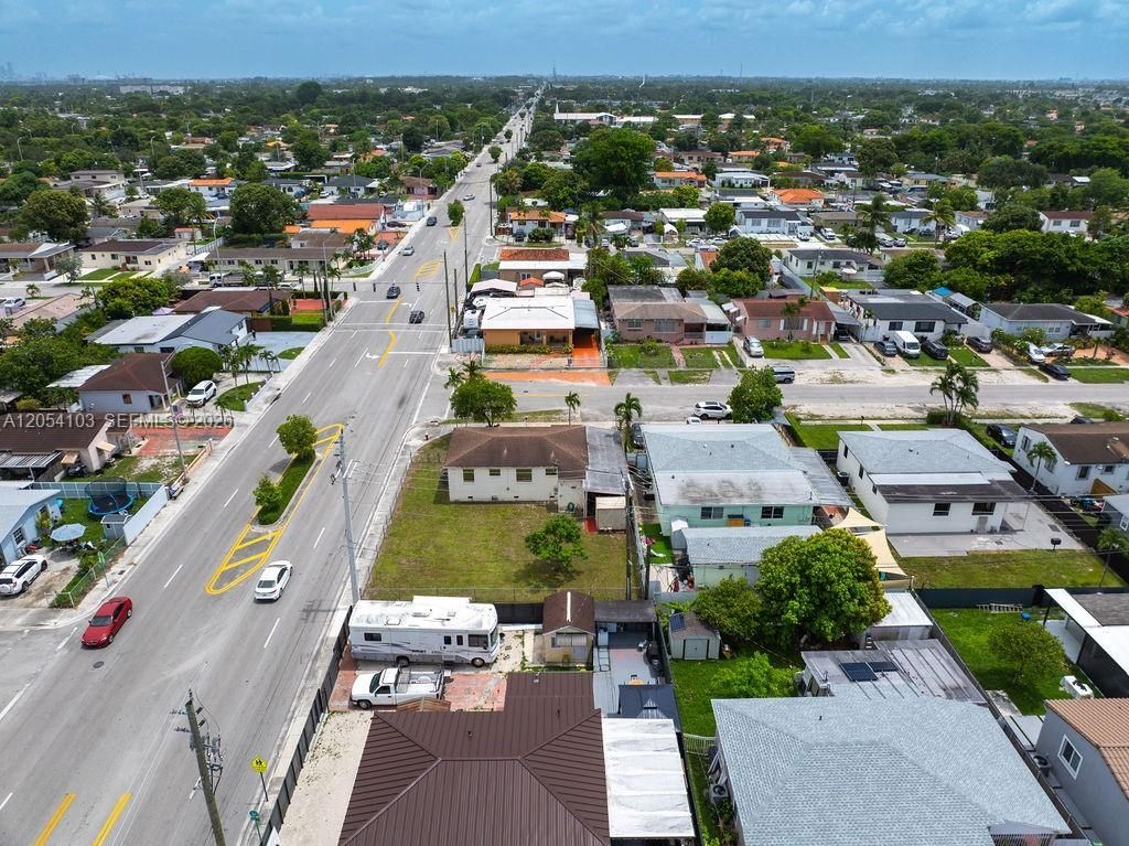11 W 64th St , Hialeah, FL 33012 Photo
