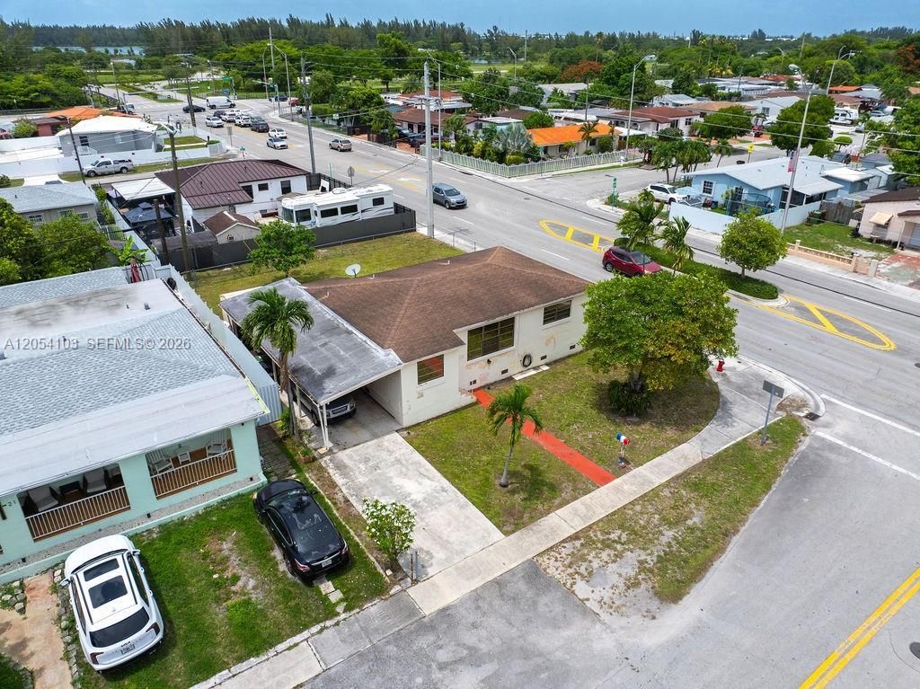 11 W 64th St , Hialeah, FL 33012 Photo