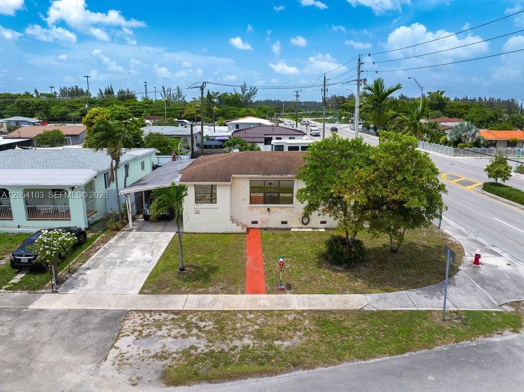 11 W 64th St , Hialeah, FL 33012 Photo