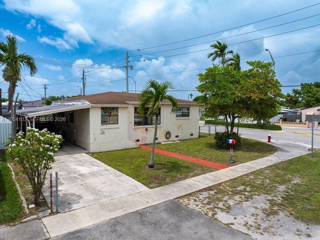 11 W 64th St , Hialeah, FL 33012 Photo