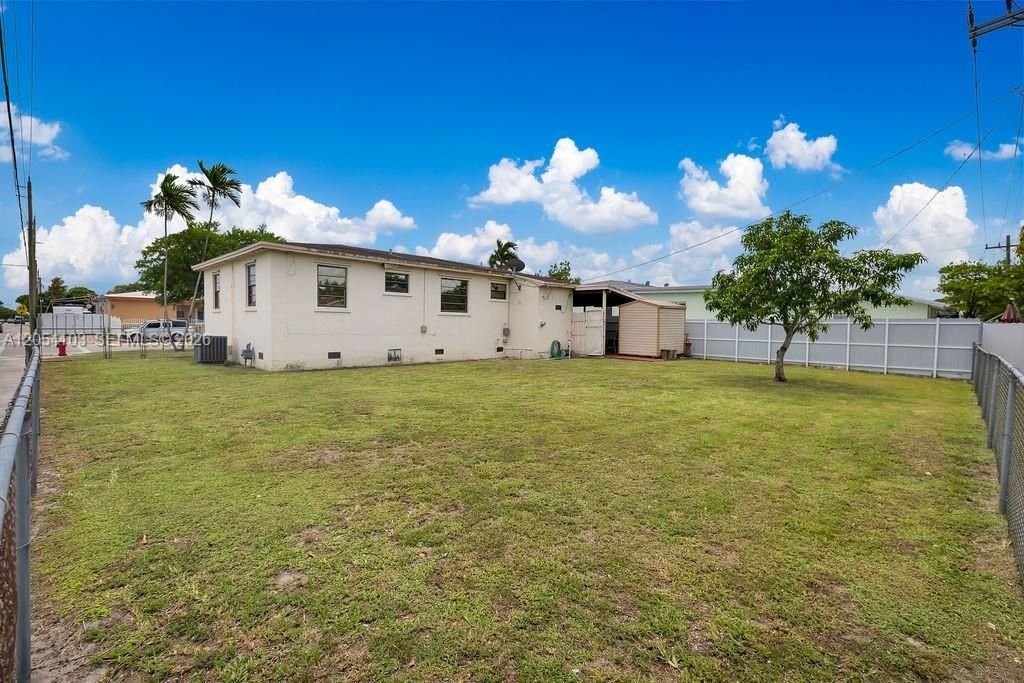11 W 64th St , Hialeah, FL 33012 Photo