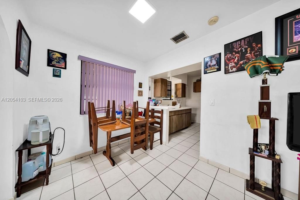 11 W 64th St , Hialeah, FL 33012 Photo
