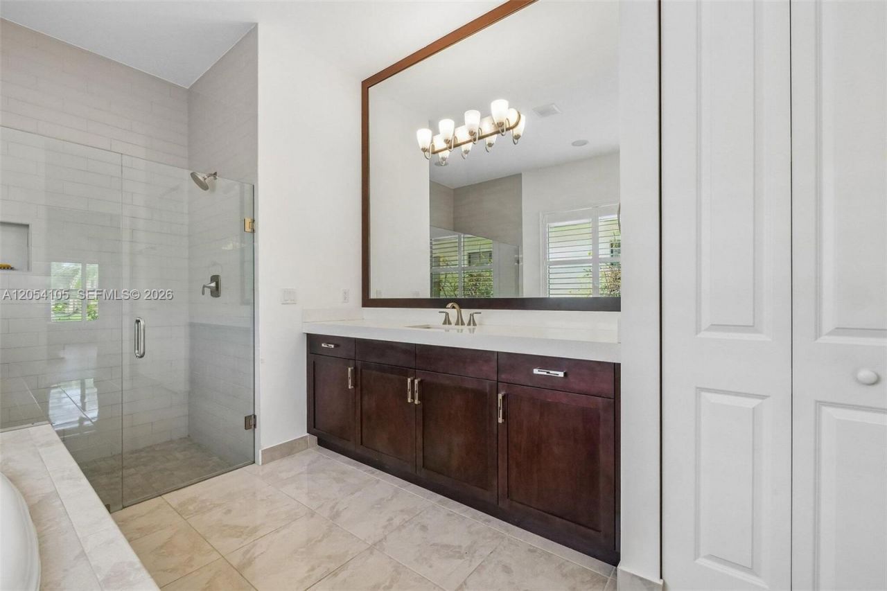 1053 SW 113th Way , Pembroke Pines, FL 33025 Photo