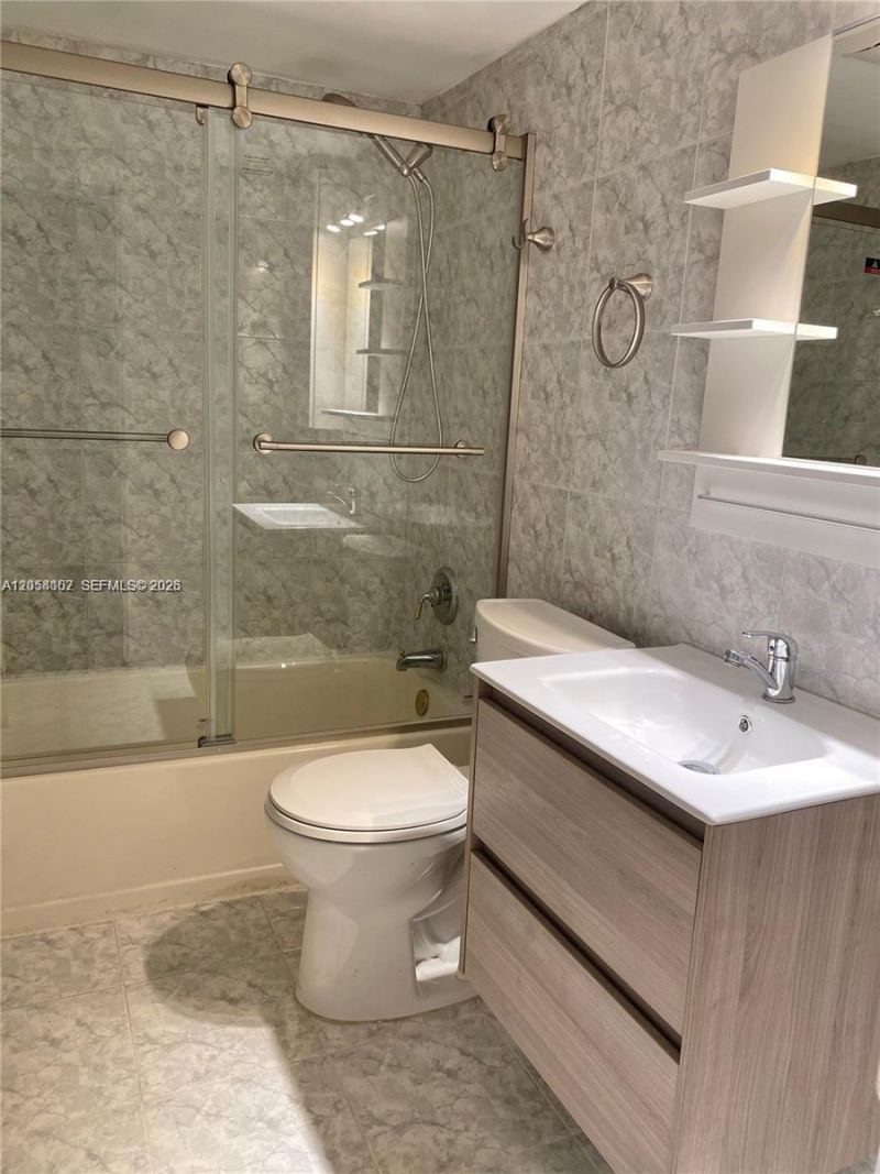 1913 S Ocean Dr , Unit 208, Hallandale Beach, FL 33009 Photo