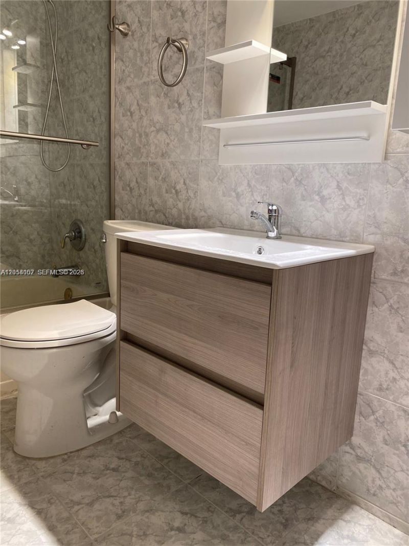 1913 S Ocean Dr , Unit 208, Hallandale Beach, FL 33009 Photo